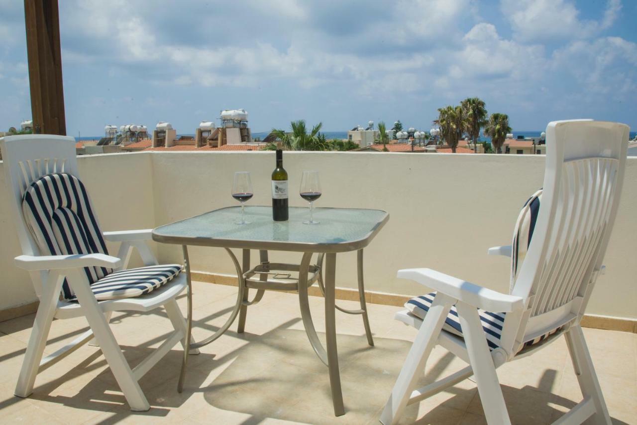 The Paradise Townhouses By Taimoura Paphos Exterior foto