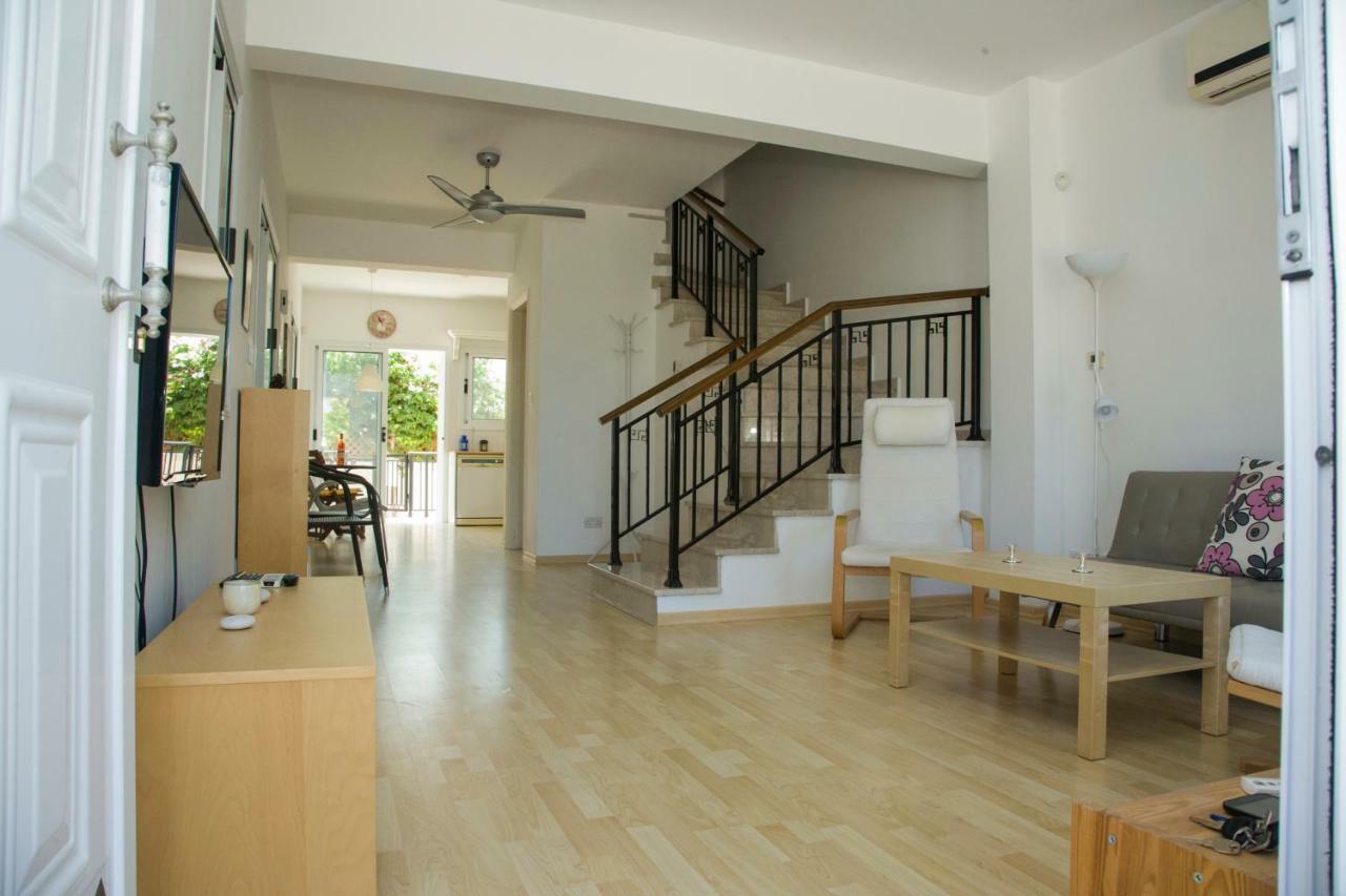 The Paradise Townhouses By Taimoura Paphos Exterior foto