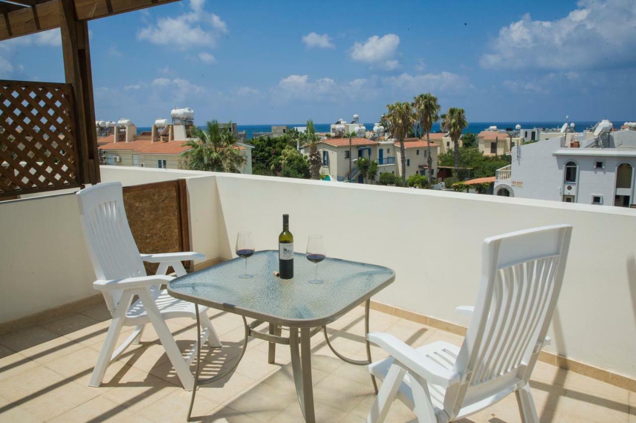 The Paradise Townhouses By Taimoura Paphos Exterior foto