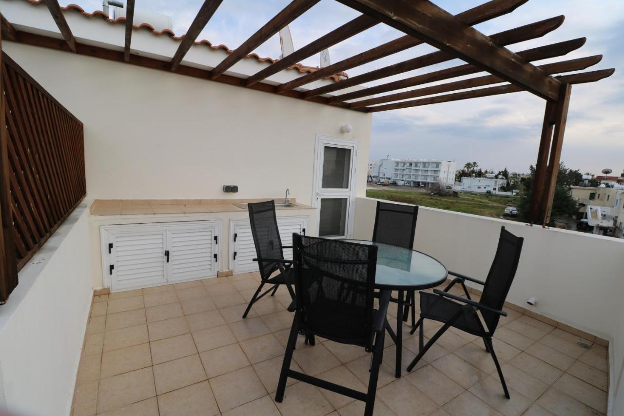The Paradise Townhouses By Taimoura Paphos Exterior foto