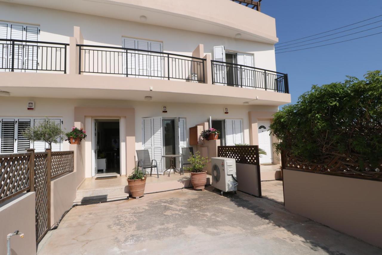 The Paradise Townhouses By Taimoura Paphos Exterior foto